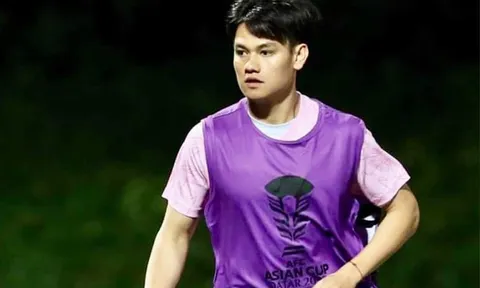 Vòng chung kết ASIAN Cup 2023: Quế Ngọc Hải động viên Hồ Tấn Tài