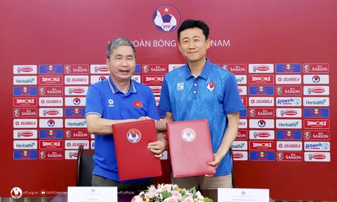VFF chính thức ký hợp đồng với trợ lý huấn luyện viên trưởng Choi Won Kwon