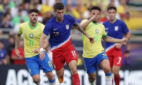 Đội chủ nhà Mỹ cầm hòa ứng viên vô địch Brazil