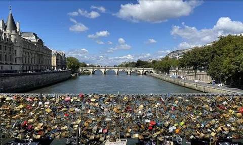 Olympic Paris 2024: Sông Seine vẫn chưa sẵn sàng
