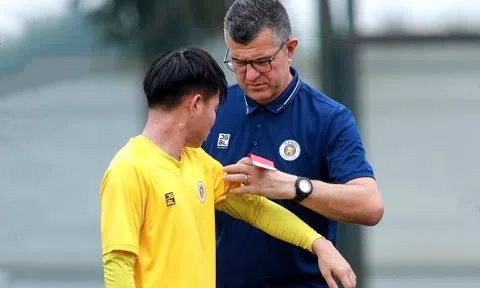 Vòng loại giải Bóng đá U17 châu Á 2025: Huấn luyện viên Cristiano Roland sẽ dẫn dắt đội tuyển U17 Việt Nam?