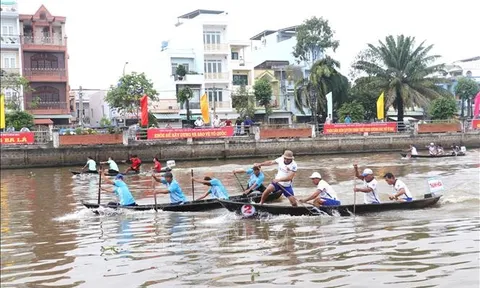 Giải Đua xuồng ba lá - nét văn hóa truyền thống của người Long An