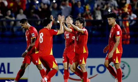 FIFA Days tháng 11: Huấn luyện viên Kim Sang-sik bận bịu với 2 đội tuyển