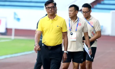 V.League 2025-2026: Thay tướng ở thế cờ tàn