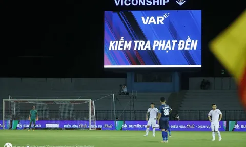 V.League 2023-2024: VAR vì sao vắng bóng ở sân cỏ phía Nam?