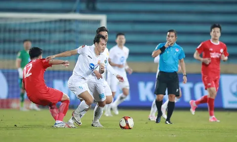 Nam Định và nghịch lý của đội dẫn đầu V.League