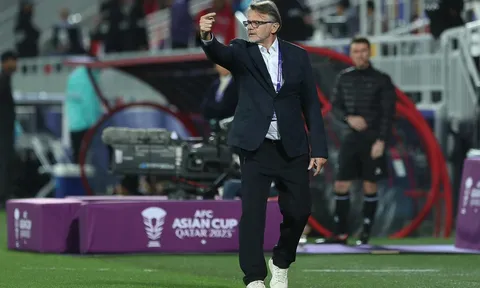 Đội tuyển Việt Nam: Huấn luyện viên Troussier trước áp lực phải thắng Indonesia!