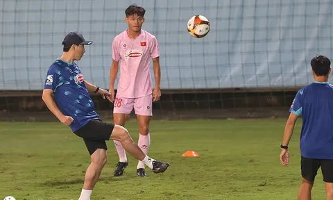 Vòng loại World Cup 2026 khu vực châu Á: Huấn luyện viên Kim Sang-sik chọn ai để tiếp đón Philippines?