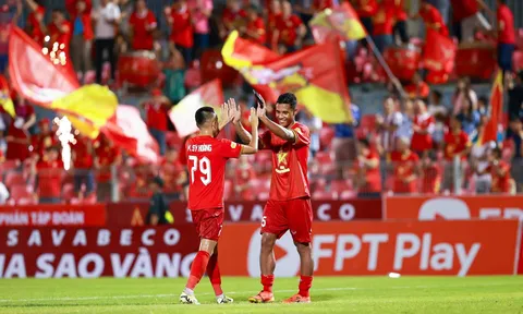 V.League 2024-2025: Lắm tiền nhiều "sao" chẳng bằng ăn chắc mặc bền