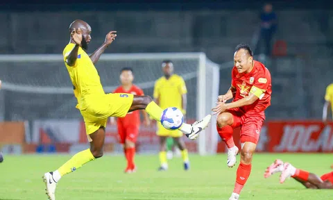 V.League 2024-2025: Vất vả vì… VAR