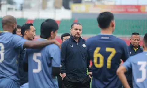 V.League 2024-2025: Nóng ngoài đường piste