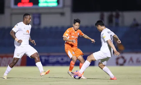 V.League 2024-2025: Nhá nhem trong cảnh cờ tàn