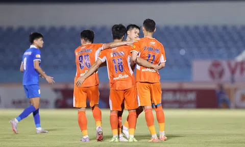 V.League 2024-2025: Sóng ngầm dưới đáy bảng