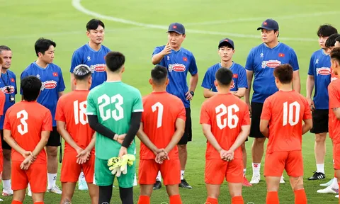 Đội tuyển Việt Nam: Huấn luyện viên Kim Sang-sik đã nói không với các cựu binh?