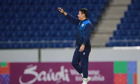 V.League 2025-2026: Thua 4 trận liên tiếp, huấn luyện viên Vũ Hồng Việt xin từ chức