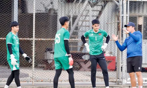 Vòng chung kết U23 châu Á 2026: Huấn luyện viên Kim Sang-sik gọi bổ sung thủ môn