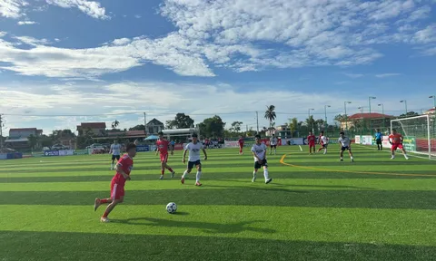 Khai mạc Giải Bóng đá nam 7 người Đại hội Thể dục thể thao tỉnh Quảng Trị lần thứ I
