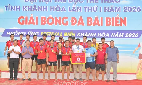 Đội bóng phường Tây Nha Trang vô địch Giải Bóng đá bãi biển Đại hội Thể dục thể thao tỉnh Khánh Hòa lần thứ I