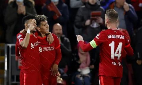 Liverpool - Benfica > 3-3 (chung cuộc 6-4): Mưa bàn thắng trên sân Anfield, The Kop vào bán kết