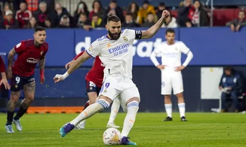 Benzema 2 lần đá hỏng phạt đền trong vòng 7 phút