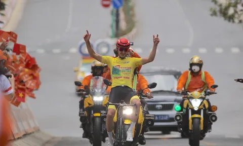Chặng 20 cuộc đua Xe đạp truyền hình TP.HCM - Tôn Đông Á 2022: Igor Frolov độc diễn giúp TP.HCM Vinama giữ Áo vàng, Áo chấm đỏ lẫn nhất đồng đội