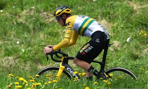 Chặng cá nhân tính giờ phủi sạch công sức của Rohan Dennis