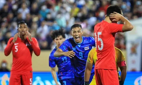 U23 Thái Lan “trút giận” lên U23 Singapore để lên ngôi đầu bảng B