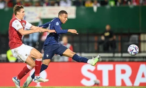 Mbappe giải cứu nhà vô địch