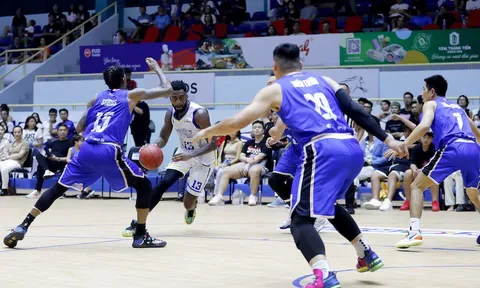 VBA 2022: Ho Chi Minh City Wings thắng nghẹt thở Hanoi Buffaloes