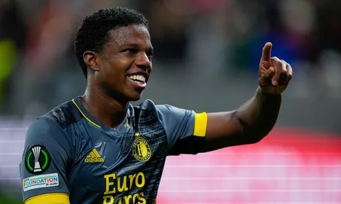 Man United có tân binh đầu tiên không phải Frenkie de Jong