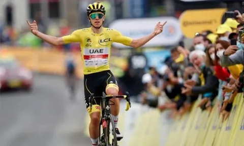 Tadej Pogacar thấp thỏm vì COVID-19 “tấn công” UAE Emirates ngay trước Tour de France