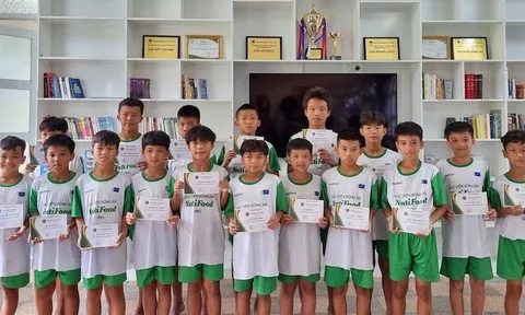 Đãi cát tìm vàng, Học viện Bóng đá Nutifood JMG chọn được 17 tân học viên Khoá 3