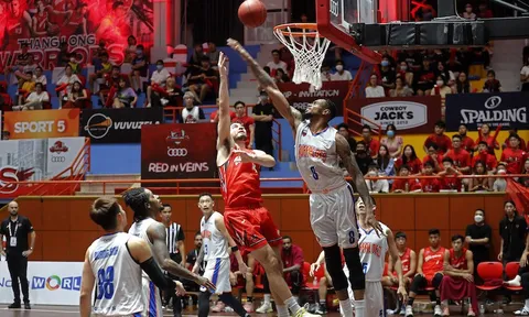 VBA 2022: Hanoi Buffaloes giành chiến thắng ở trận derby Thủ đô