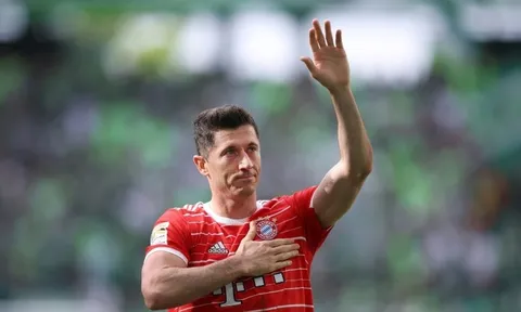 Lewandowski đạt thoả thuận gia nhập Barca