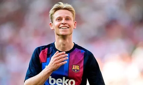 De Jong thích Bayern hơn Man United