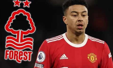 Lingard gia nhập Nottingham Forest