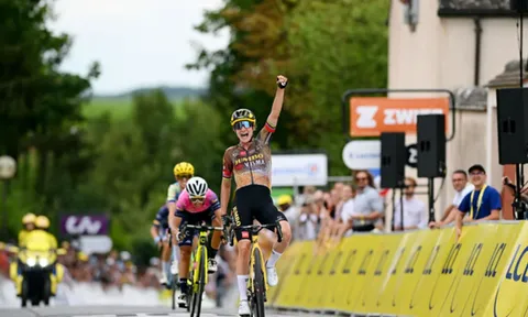 Marianne Vos thắng lớn giải Xe đạp Tour de France Femmes 2022