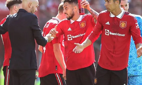 Cổ động viên thất vọng vì Ronaldo