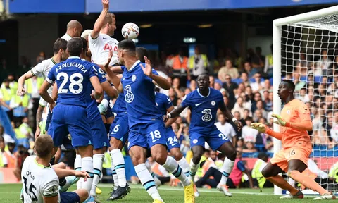 Chelsea - Tottenham > 2-2: Kịch tính phút chót