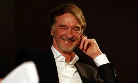 Tỉ phú Jim Ratcliffe sẵn sàng mua lại Manchester Utd từ nhà Glazer