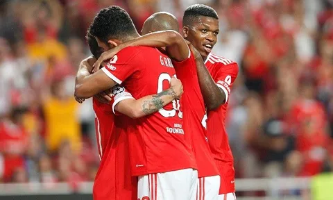 Benfica, Viktoria Plzen, Maccabi Haifa ghi danh vào vòng bảng Champions League