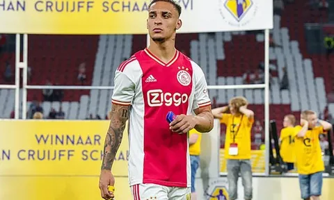 Antony muốn rời Ajax