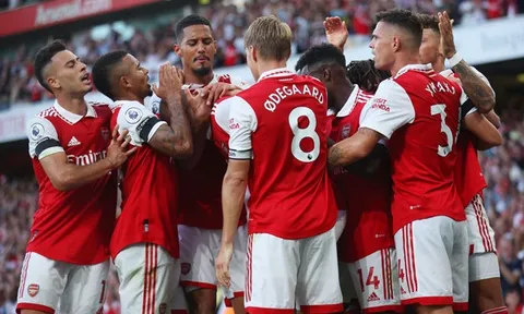 Arsenal - Fulham > 2-1: "Pháo thủ" nối dài chuỗi toàn thắng