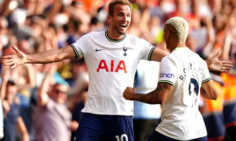 Nottingham - Tottenham > 0-2: Bay cao cùng Harry Kane