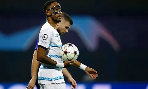 Dinamo Zagreb - Chelsea > 1-0: Aubameyang ra mắt khi Chelsea thua sốc trên sân Dynamo Zagreb