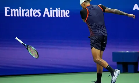 Nick Kyrgios bị phạt nặng ở giải Mỹ mở rộng 2022