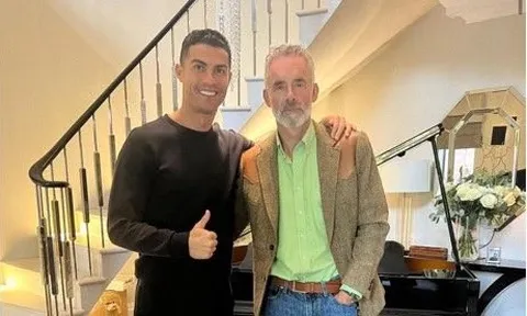 Ronaldo tham gia trị liệu tâm lý