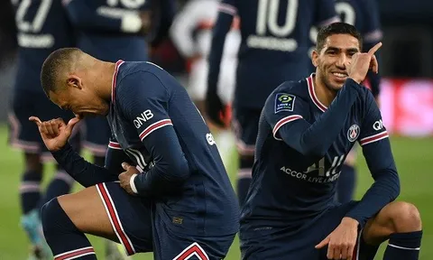 Hakimi lên tiếng bênh vực Mbappe