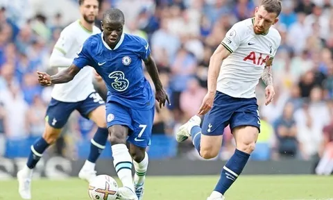 Kante tính đường rời Chelsea