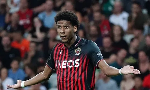 Hậu vệ Nice nhận thẻ đỏ nhanh nhất lịch sử Ligue 1